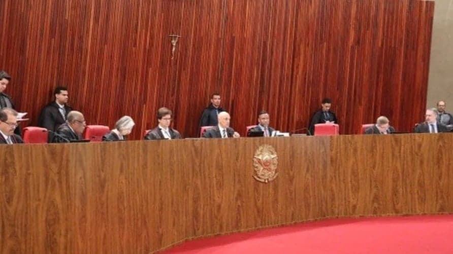 Eleição no TSE define sucessão de Alexandre de Moraes em 7 de maio