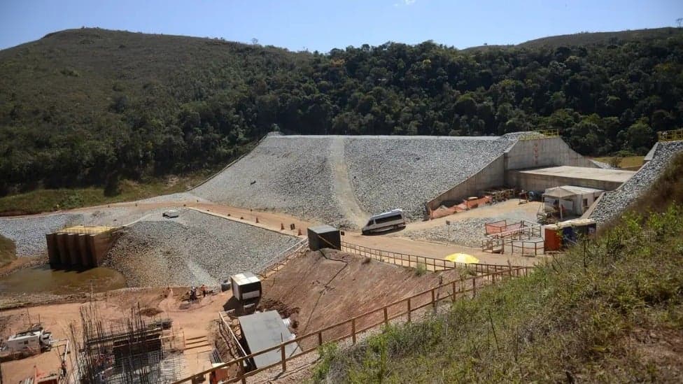 Vale elimina barragem que tirou quase 300 pessoas de distrito em Minas