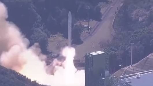 VÍDEO: Foguete japonês explode durante tentativa de lançamento de satélite